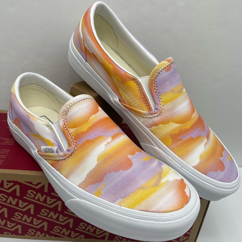 Vans WMNS Classic Slip-On
Festival Dream Multi Sneakers 
VN000BVZCYJ - Picture 4 of 16